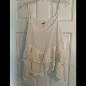 Photoshop white lace tiered top sz L